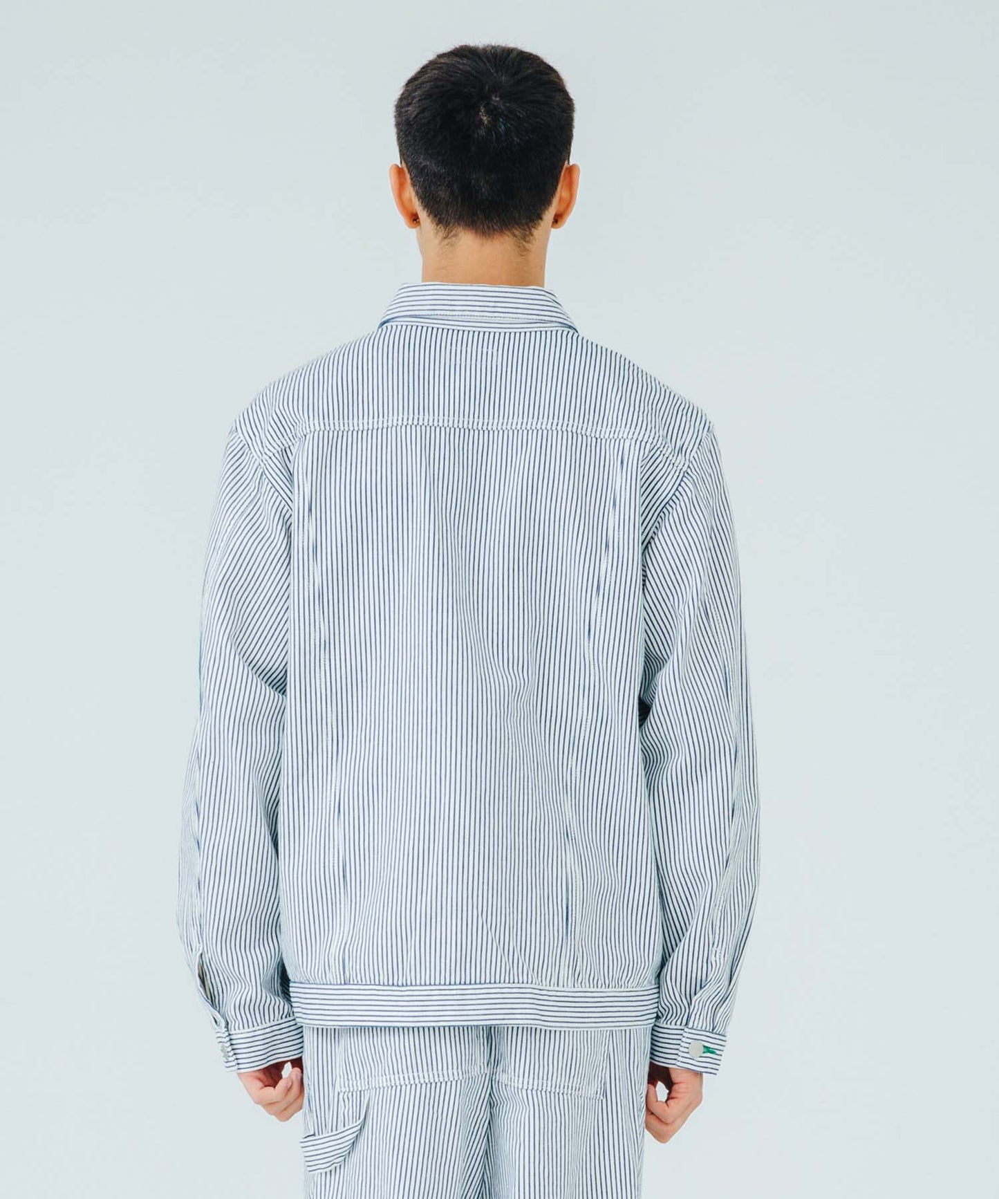 DENIM TRUCKER JACKET