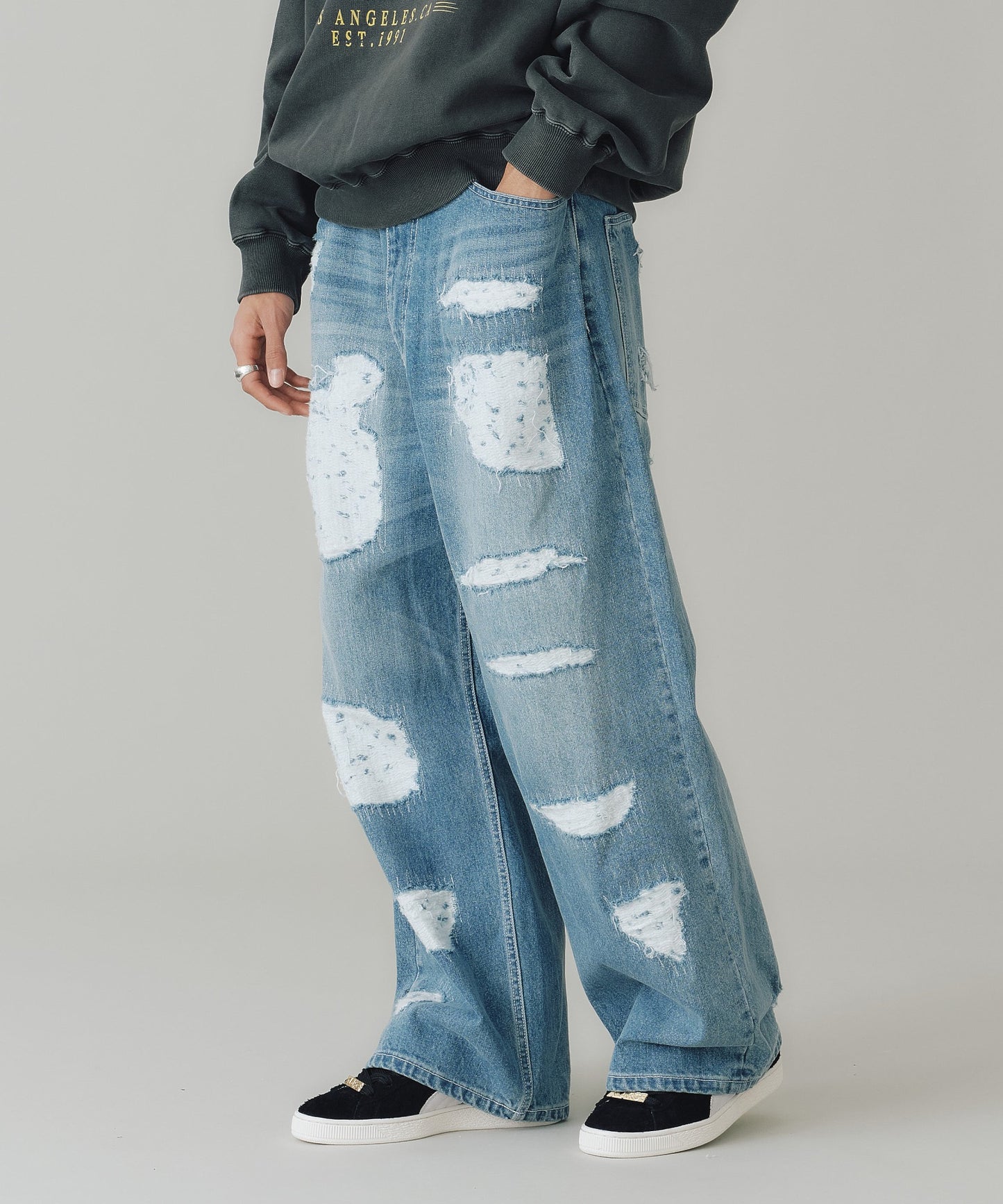 BAGGY DENIM PANTS