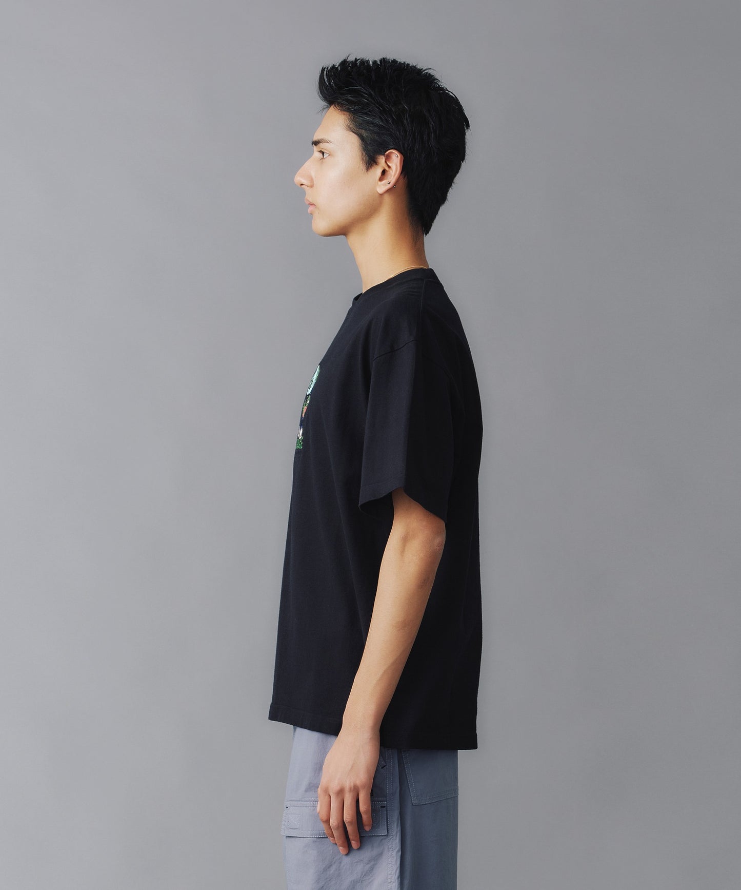 AROUND THE WORLD LOGO S/S TEE