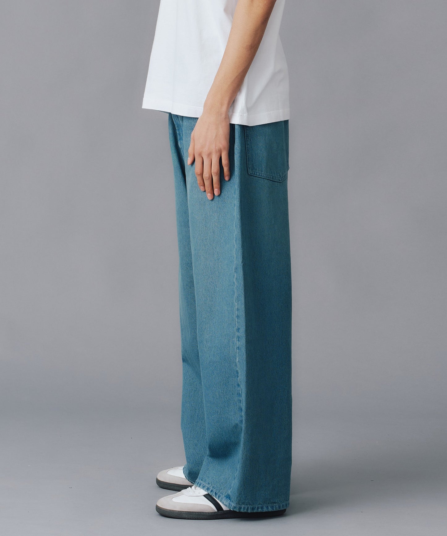 BAGGY DENIM PANTS
