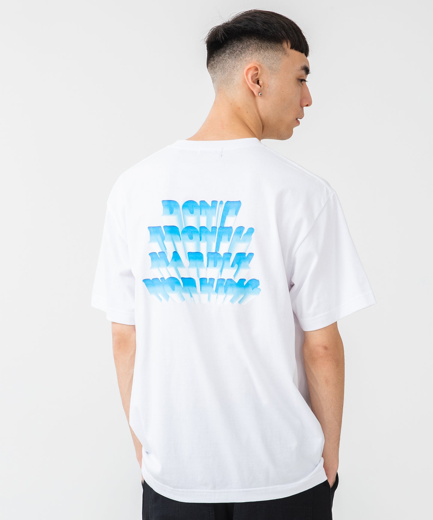 S/S TEE GRADATION 3D LOGO T-SHIRT XLARGE