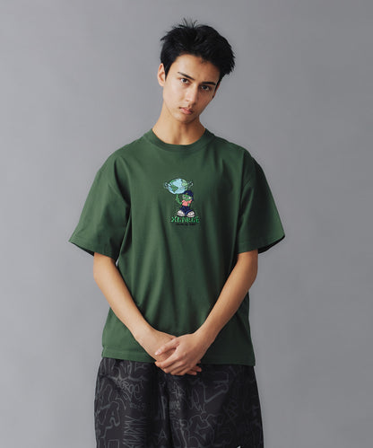 AROUND THE WORLD LOGO S/S TEE